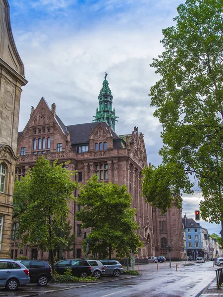Dusseldorf, Německo, na 5 července 2014. typický druh městské architektury — Stock fotografie