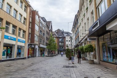 Dusseldorf, Almanya, 6 Temmuz 2014 tarihinde. tipik kentsel görünümü