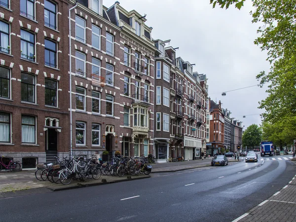 Amsterdam, Nizozemsko, na 7 červenci 2014. typický městský pohled — Stock fotografie