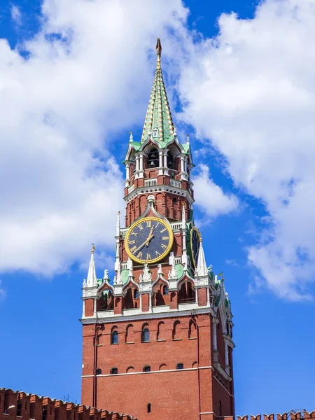 Moscú, Rusia, 26 de julio de 2014. Torre Spasskaya del Kremlin de Moscú — Foto de Stock
