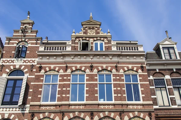 Haarlem, Holanda, em 10 de julho de 2014. Detalhes arquitetônicos típicos — Fotografia de Stock