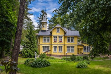 Svetlogorsk, Rusya, 24 Haziran 2021. Tipik şehir mimari topluluğu.