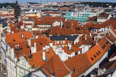 Prague, Çek Cumhuriyeti, 10 Temmuz 2010. toz Kulesi şehir görüntüsü