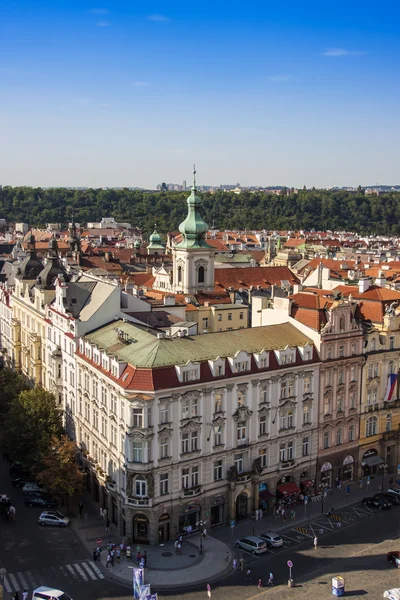 Praga, Repubblica Ceca, il 10 luglio 2010. Veduta della città dalla Torre delle Polveri — Foto Stock