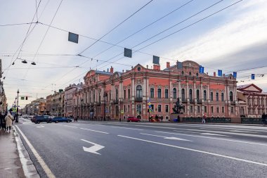 Saint Petersburg, Rusya, 27 Temmuz 2021. Nevsky, şehrin ana caddesi.