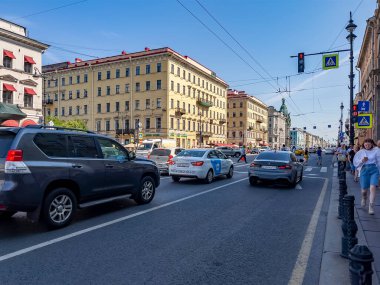 Saint Petersburg, Rusya, 27 Temmuz 2021. Nevsky, şehrin ana caddesi.