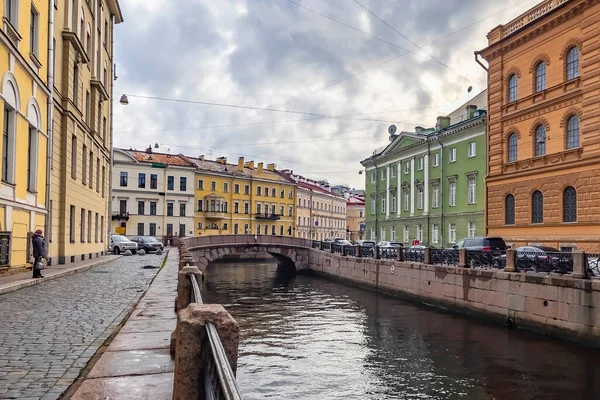 Petersburg Rosja Listopada 2021 Widok Rzekę Moykę Jej Nasyp — Zdjęcie stockowe