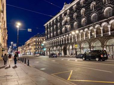 St. Petersburg, Rusya, 26 Temmuz 2021 Akşam vakti. Nevsky Bulvarı