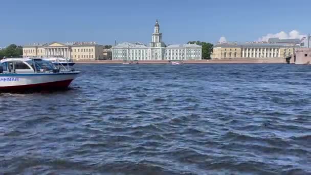 Αγία Πετρούπολη Ρωσία Ιουλίου 2021 Άποψη Του Ποταμού Neva Και — Αρχείο Βίντεο