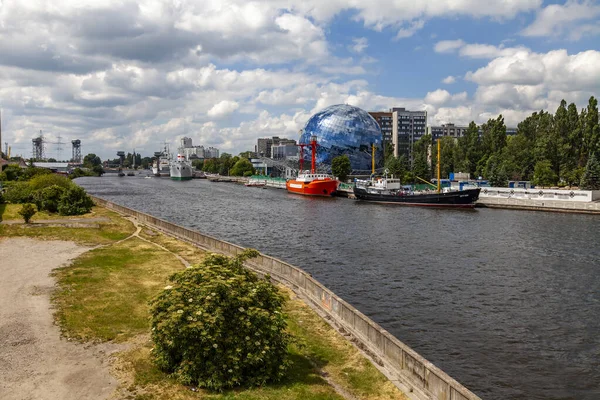 Kaliningrad Russia Giugno 2021 Veduta Dell Argine Del Fiume Pregolya — Foto Stock