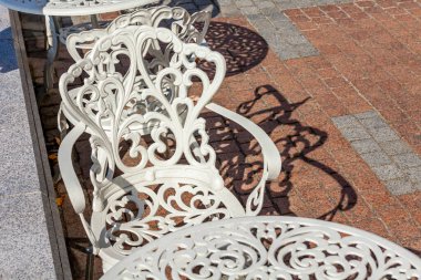 Sochi, Rusya, 18 Ekim 2021. Deniz kıyısındaki resimli kafe.