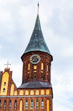 Kaliningrad, Rusya, 28 Haziran 2021. Katedral cephelerinden birinin mimari parçası.