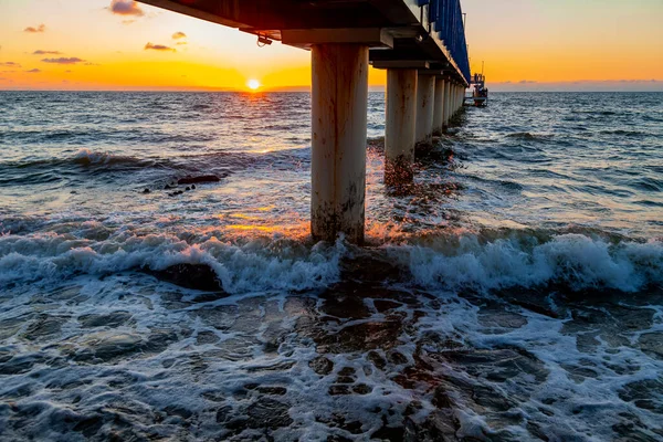 Naturskön Havsutsikt Med Solnedgång Piren — Stockfoto