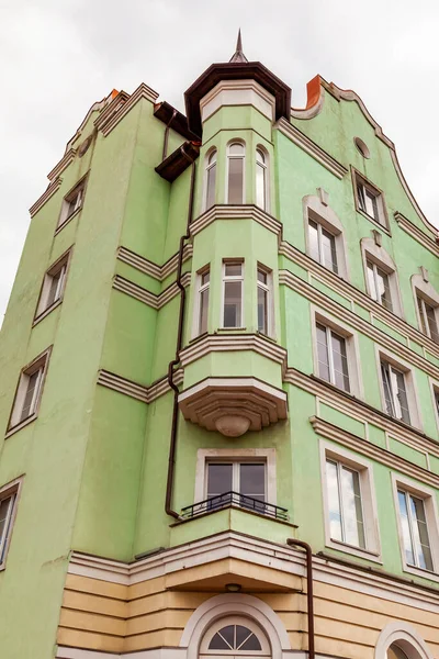 2021年6月28日 ロシアのカリーニングラード 典型的な市街地の眺め 近代建築 — ストック写真