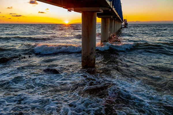 Naturskön Havsutsikt Med Solnedgång Piren — Stockfoto