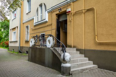 Kaliningrad, Rusya, 24 Haziran 2021. Şehrin tarihi bölgesinde tipik mimari