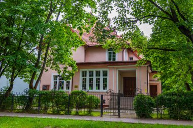 Kaliningrad, Rusya, 24 Haziran 2021. Şehrin tarihi bölgesinde tipik mimari