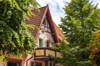 Svetlogorsk, Rusya, 24 Haziran 2021. Eski binanın tipik mimari parçası