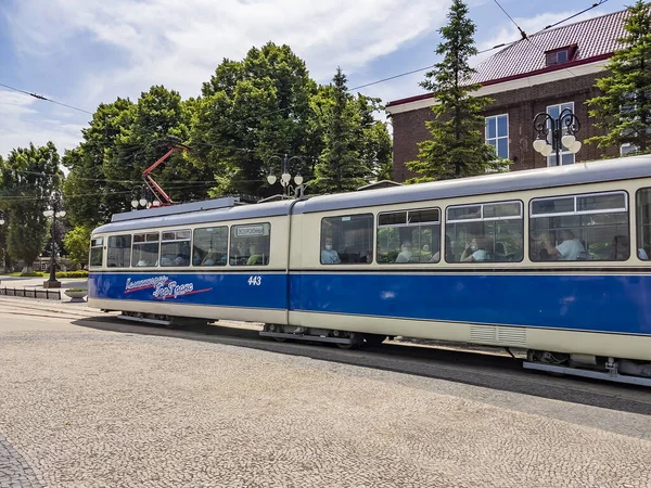Kaliningrado Rusia Junio 2021 Tranvía Calle Ciudad Cerca Estación Tren —  Fotos de Stock