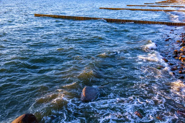 Deniz Manzarası Dalgalar Köpüklerle Sörf Yapmak Doğa Arkaplanı — Stok fotoğraf