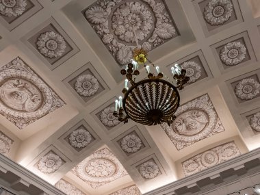 St. Petersburg, Rusya, 7 Kasım 2021. Rus Müzesi 'nin (Mikhailovskiy Sarayı) içinde.)