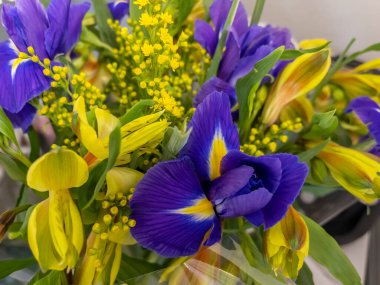 Farklı çiçeklerden güzel bir buket 