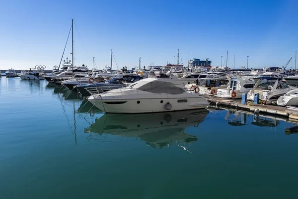 Sotchi Russie Octobre 2021 Yachts Dans Port Sotchi Marina — Photo