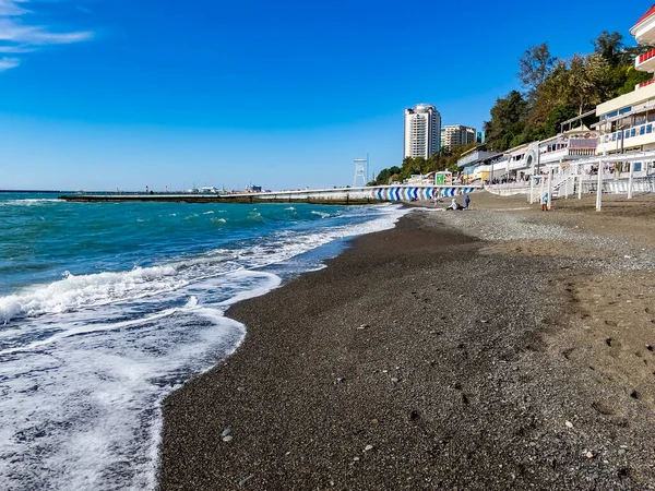 Sochi Rusya Ekim 2021 Karadeniz Sonbahar Günündeki Resimli Rıhtımı — Stok fotoğraf