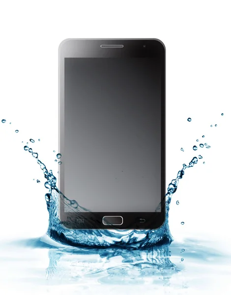 Smartphone mit Wasserspritzer — Stockfoto