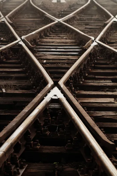 Ferrocarril en la niebla — Foto de Stock