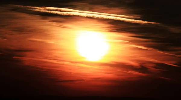 Soarele roşu — Fotografie, imagine de stoc