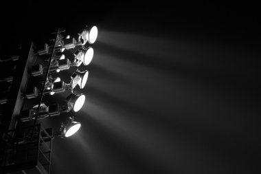 stadyum spot ışık kulesi