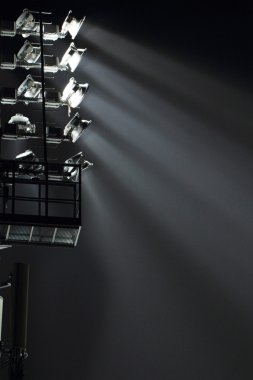stadyum spot ışık kulesi