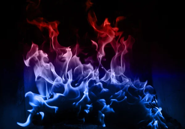 Blaue und rote Flamme — Stockfoto