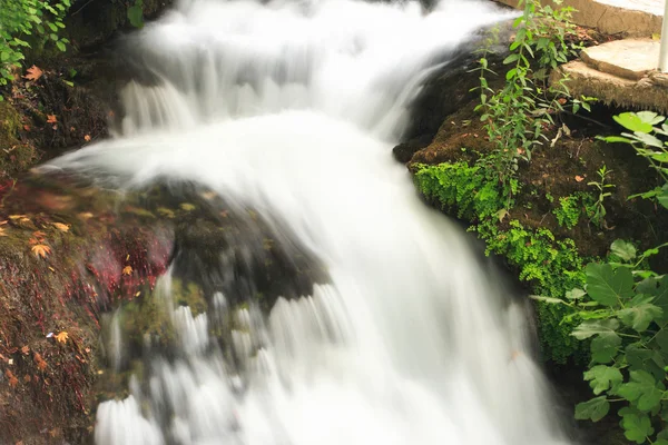 Una cascata di seta — Foto Stock