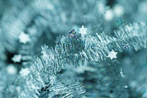 Tinsel. Decoración de Navidad . — Foto de Stock