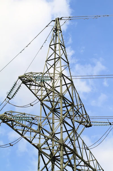 Pilón de electricidad — Foto de Stock