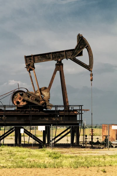 石油と天然ガスも営業 — ストック写真