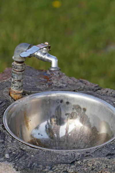 Händewaschen im Freien — Stockfoto