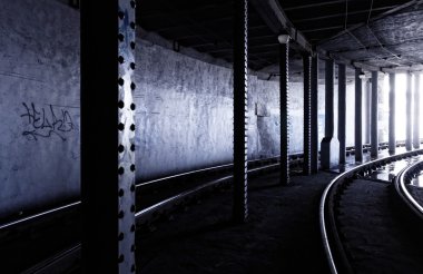 tramvay tünel