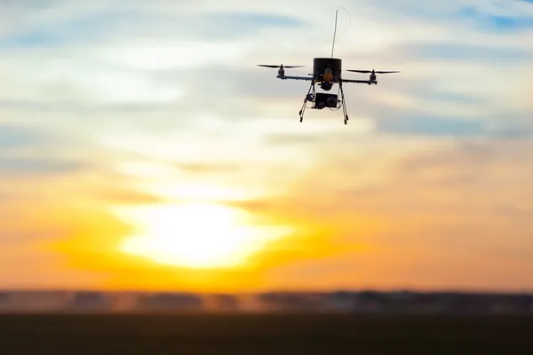 Multicopter with camera onboard — Stock Photo, Image