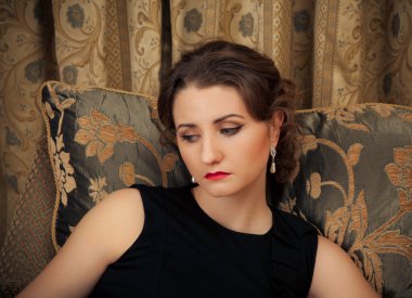 Makyajlı güzel kadın