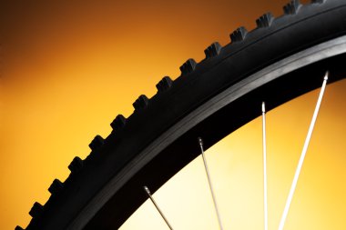 turuncu bisiklet lastik