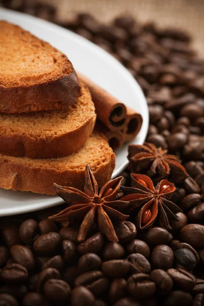Biscoitos com grãos de café — Fotografia de Stock