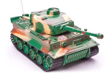 plastik oyuncak tank
