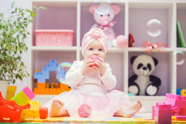 Happy Baby Pink Dress Playing Colourful Building Blocks Home Kindergarten — Stockfoto