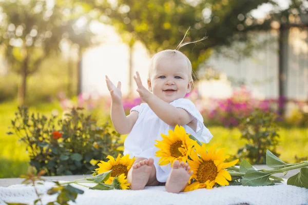 Cute One Year Old Baby Girl Blooming Garden Bouquet Sunflowers — Stock fotografie