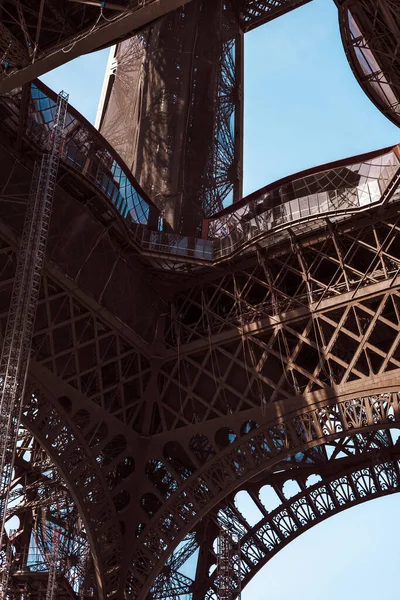 Detail Van Het Interieur Van Eiffeltoren Met Steiger — Stockfoto