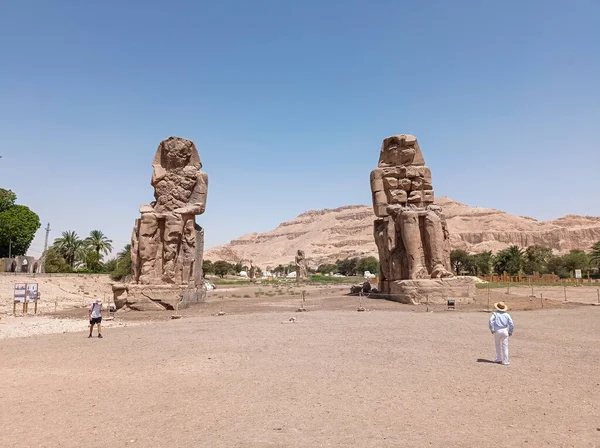 Enormous Statues Nile River Abhu Dabi Egypt — 图库照片