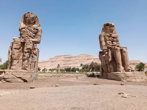 Enormous Statues Nile River Abhu Dabi Egypt — 图库照片